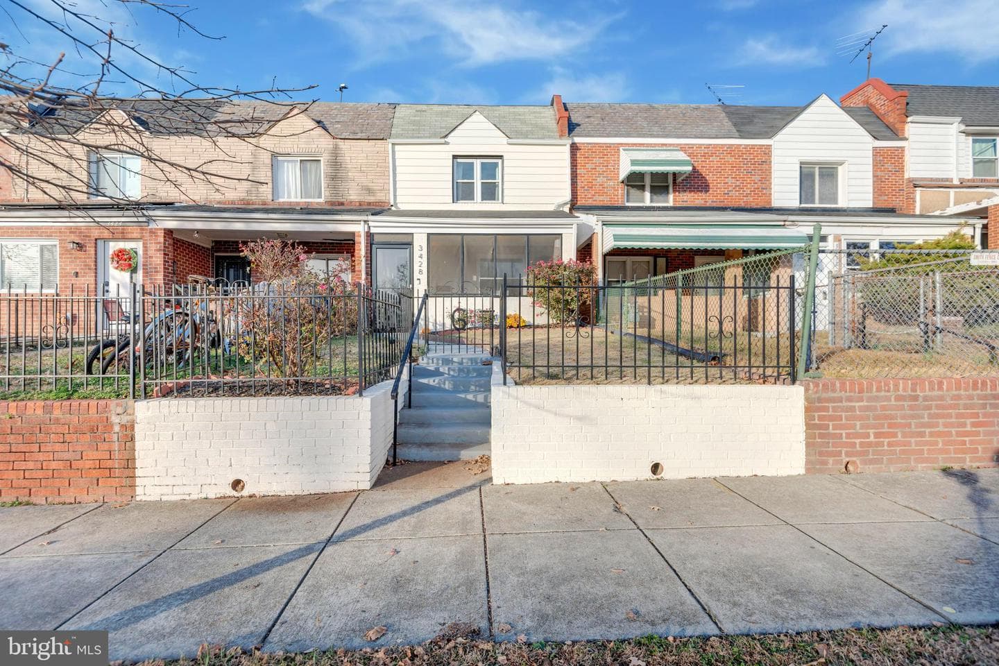 3428 Dix Street NE