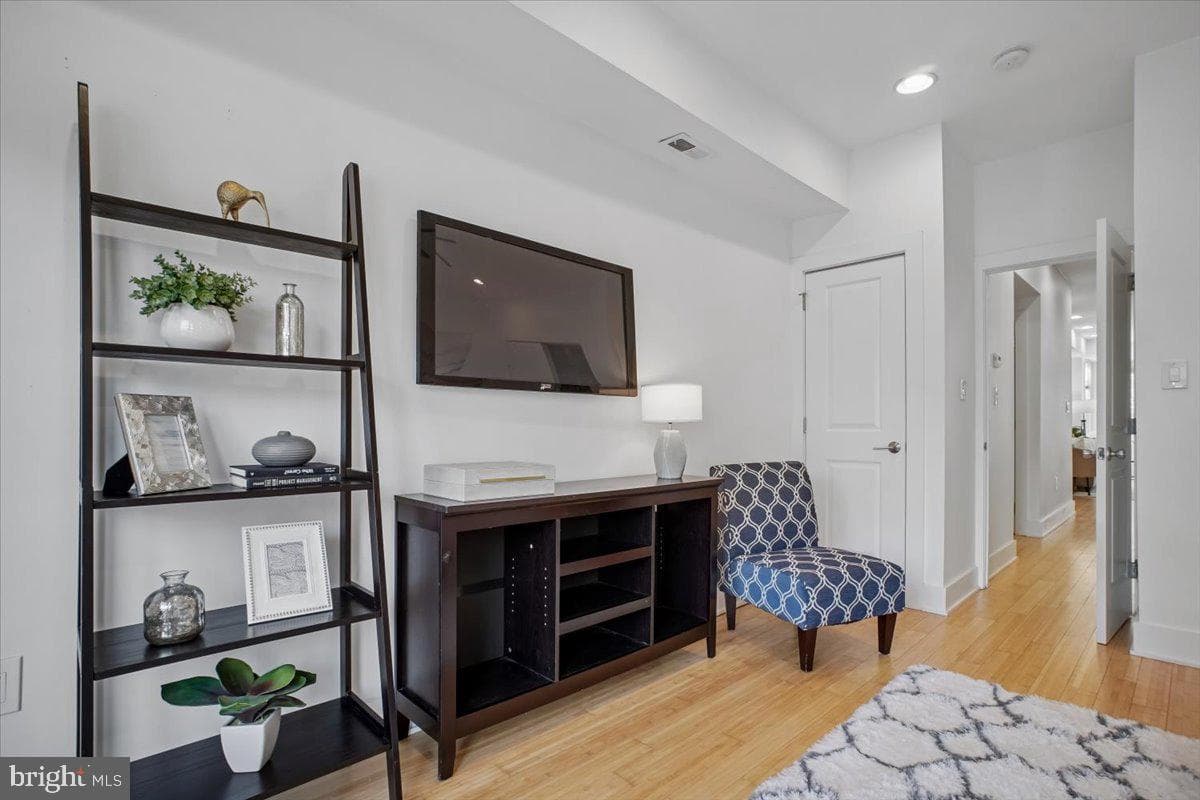 1215 11th Street NW #1 photo 9