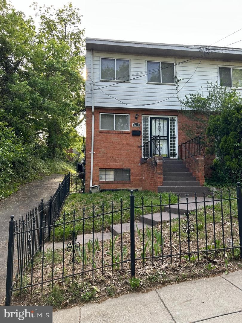 3319 6th Street SE photo 25