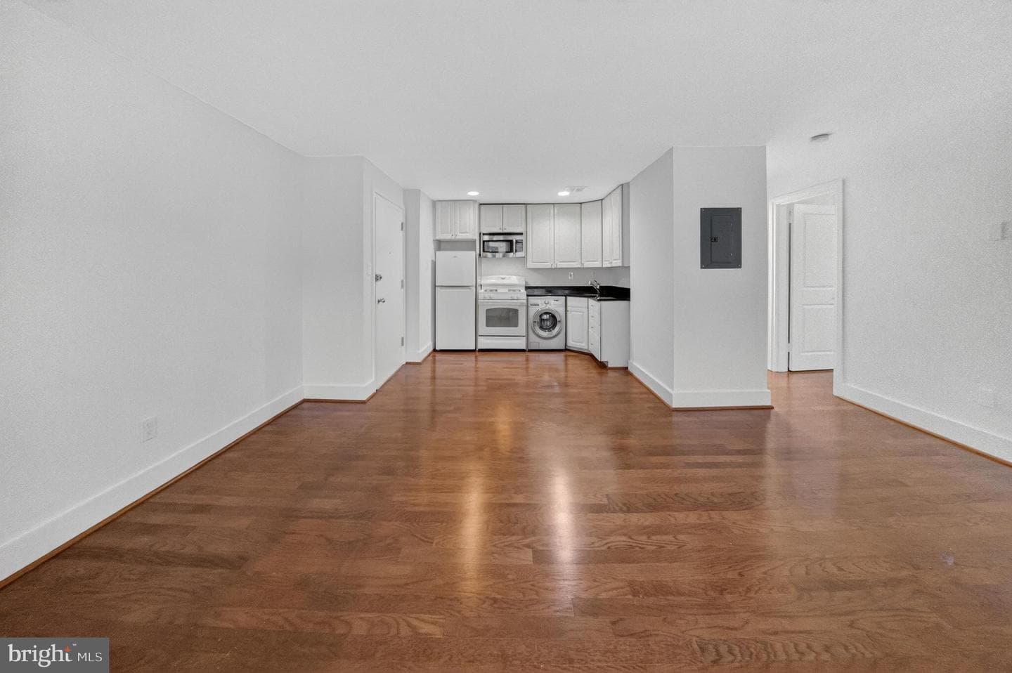 4840 Macarthur Boulevard NW #401 photo 9