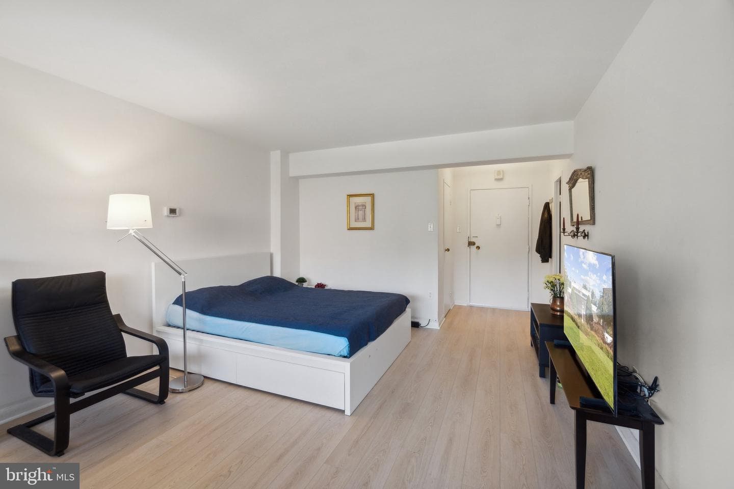 4201 Cathedral Avenue NW #718e photo 5