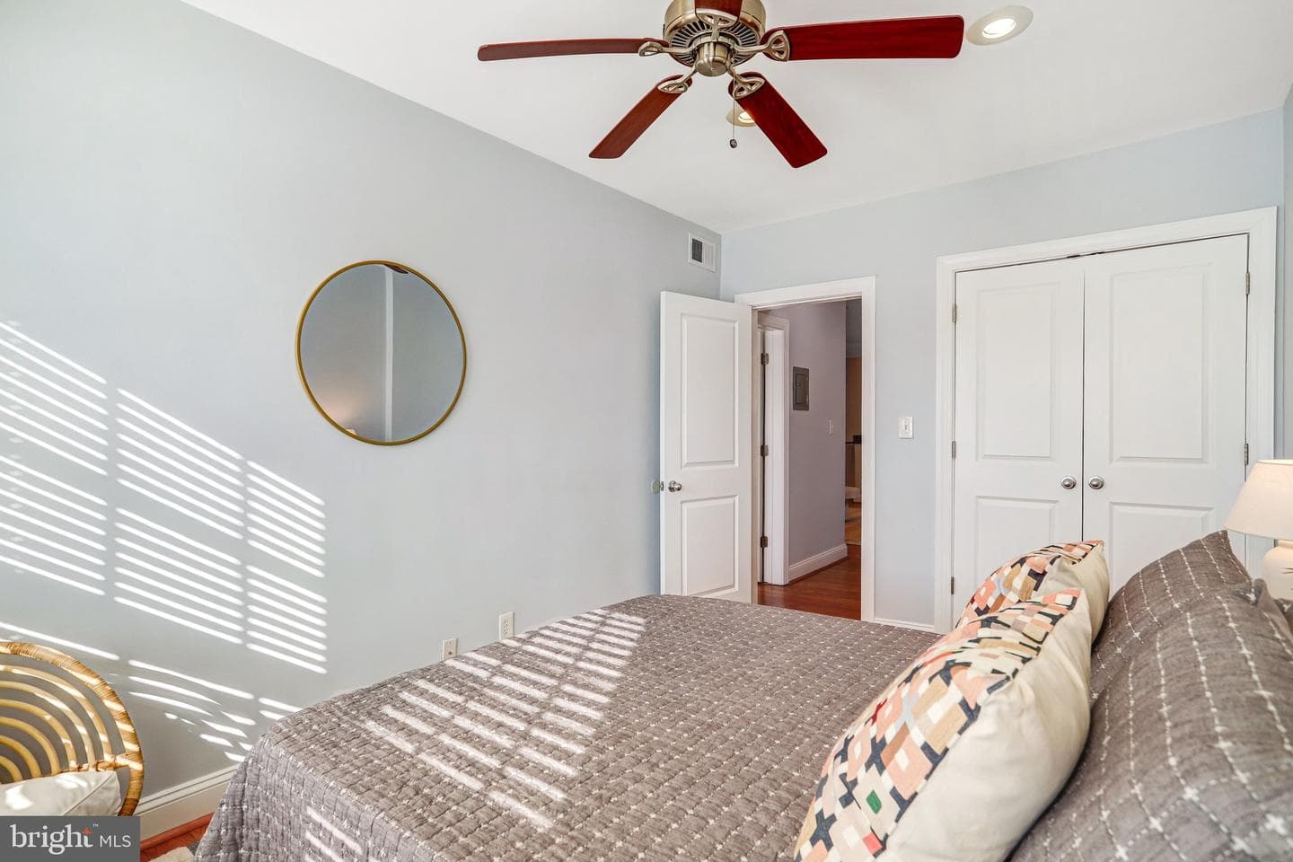 115 E Street SE #302 photo 14