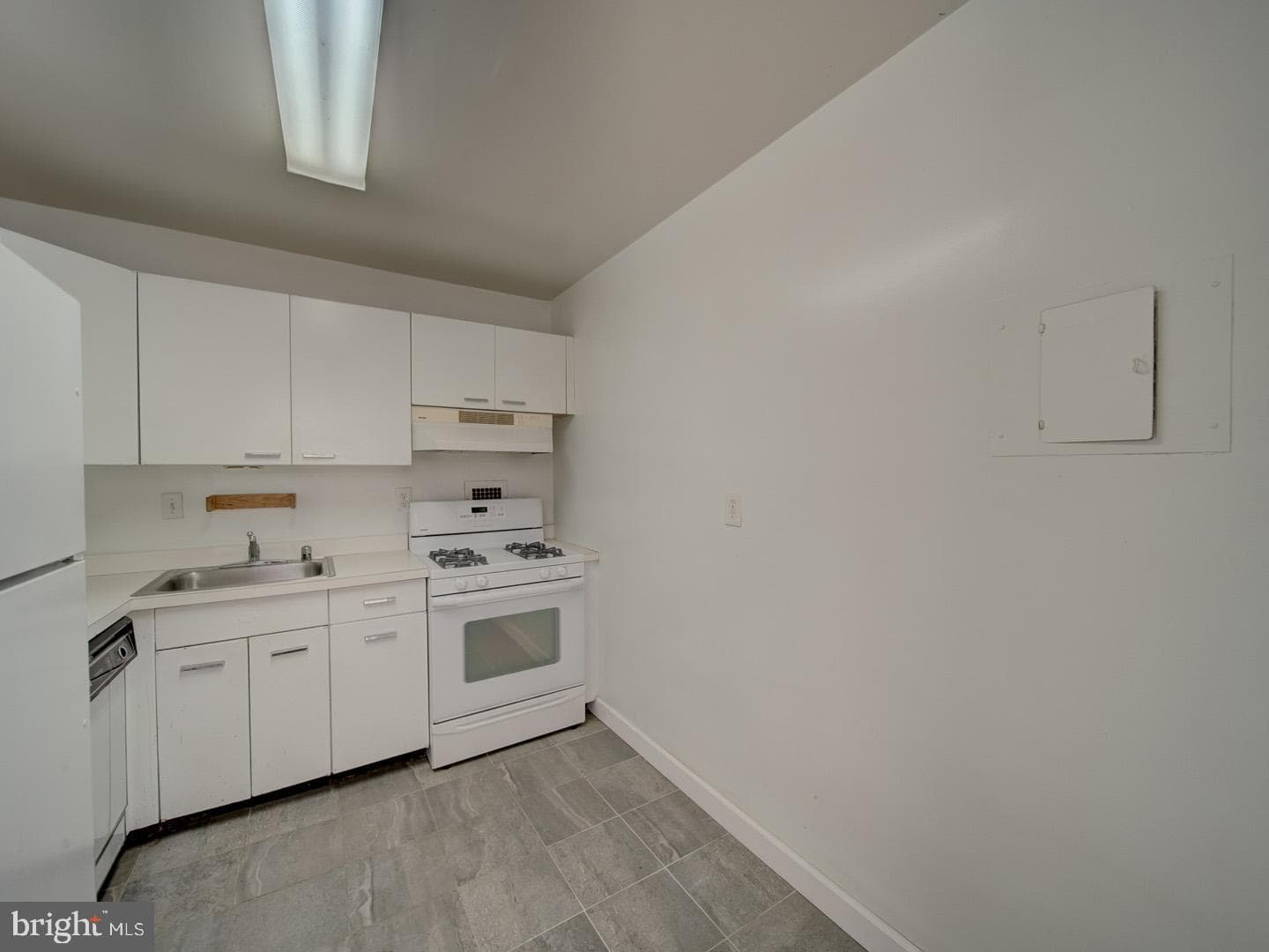 2939 Van Ness Street NW #807 photo 14