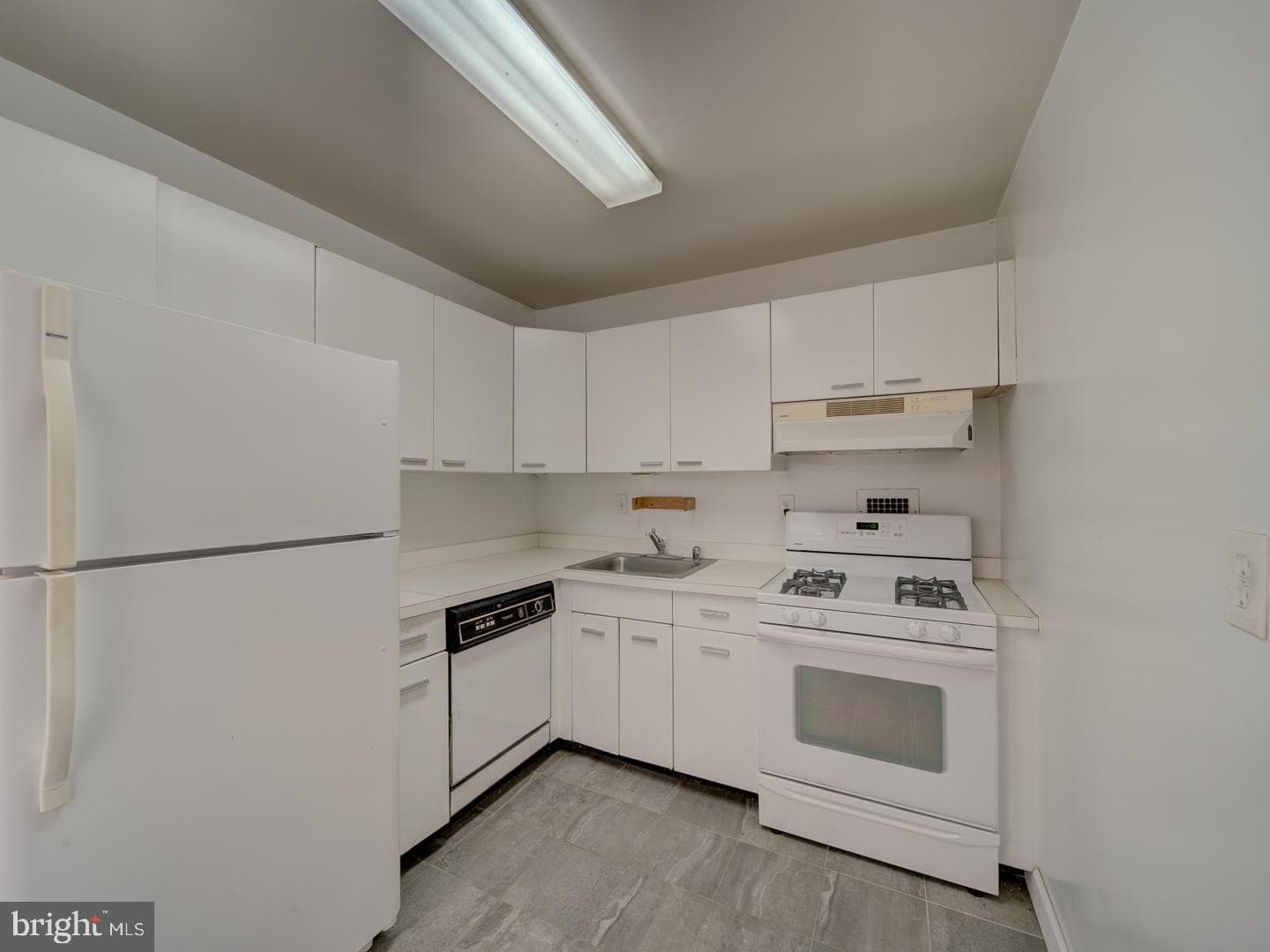 2939 Van Ness Street NW #807 photo 15