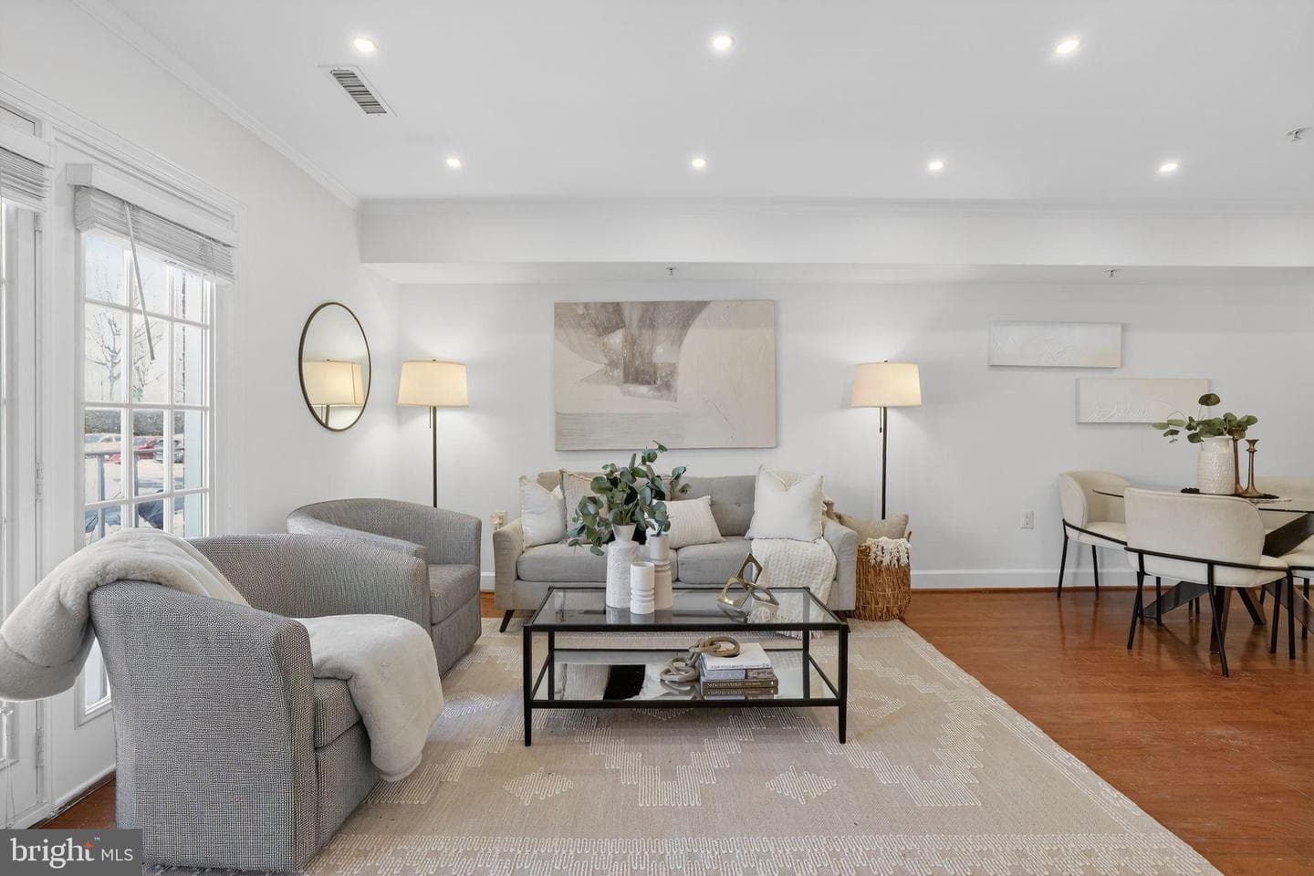3805 Porter Street NW #201 photo 2