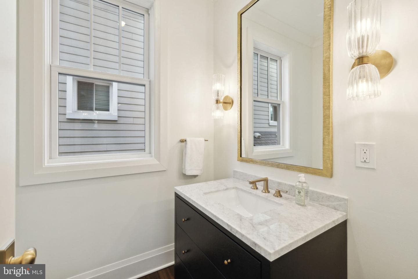 5115 42nd Street NW photo 15