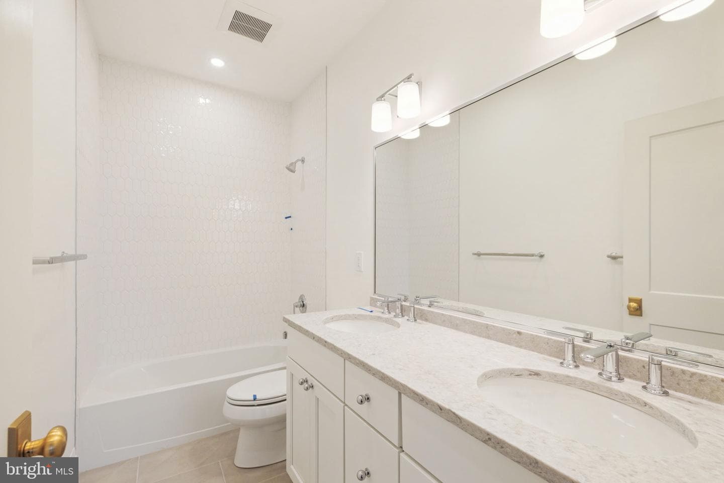 5115 42nd Street NW photo 22
