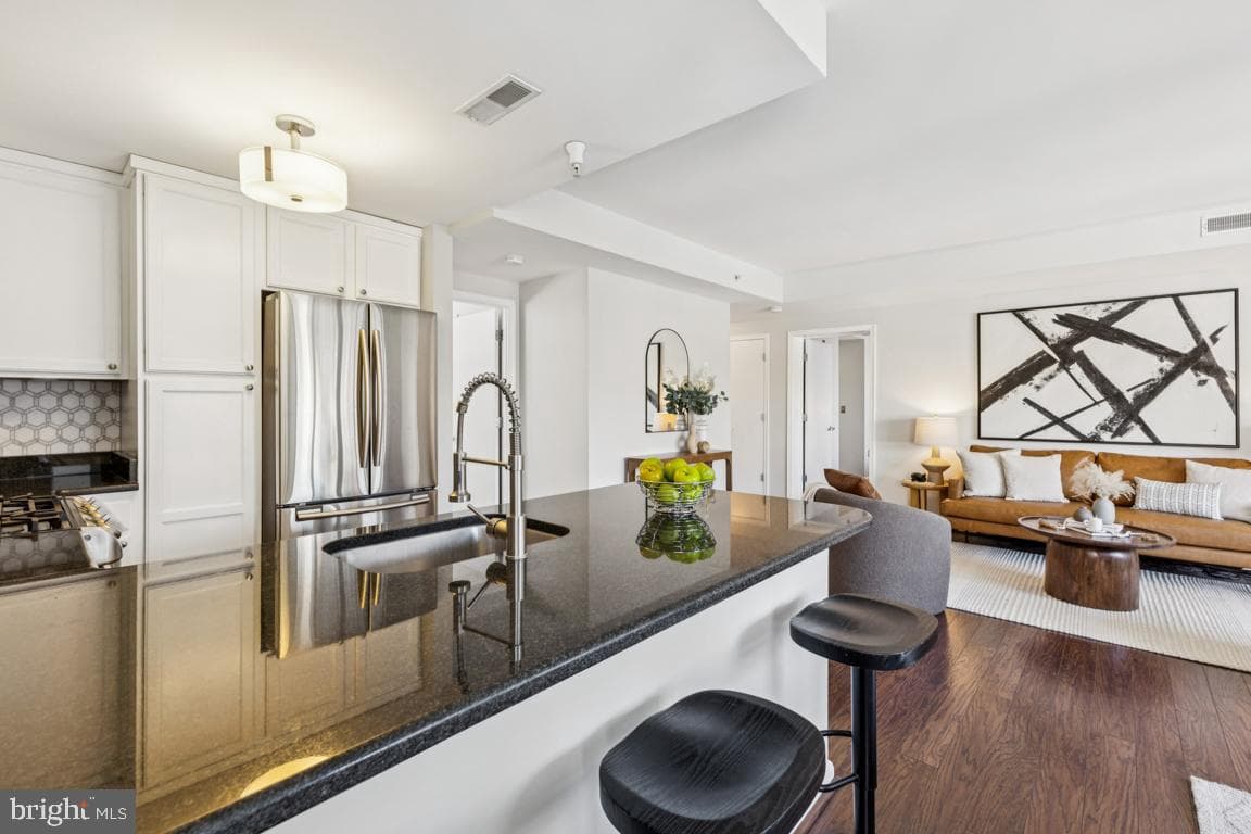 355 I Street SW #501 photo 10