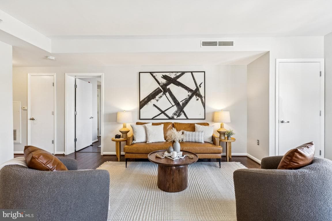 355 I Street SW #501 photo 2