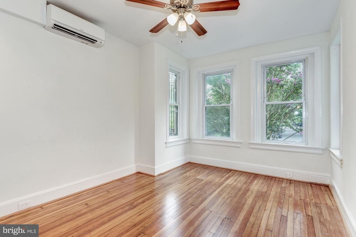 1674 Irving Street NW, Washington