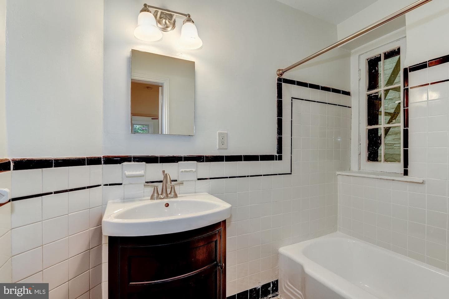 1674 Irving Street NW photo 6