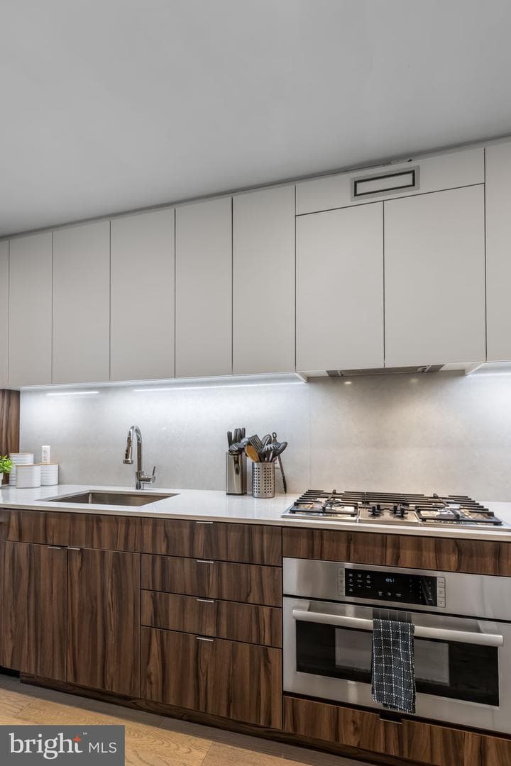 37 L Street SE #803 photo 10