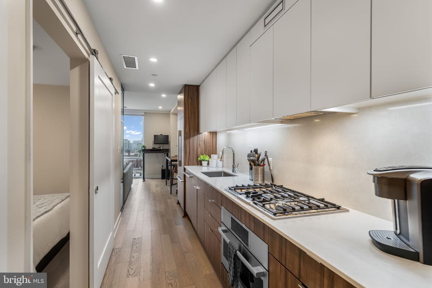 37 L Street SE #803 photo 3
