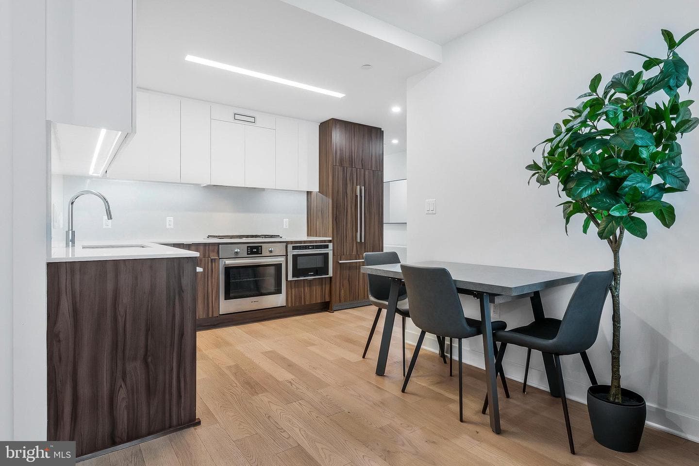 37 L Street SE #101 photo 12