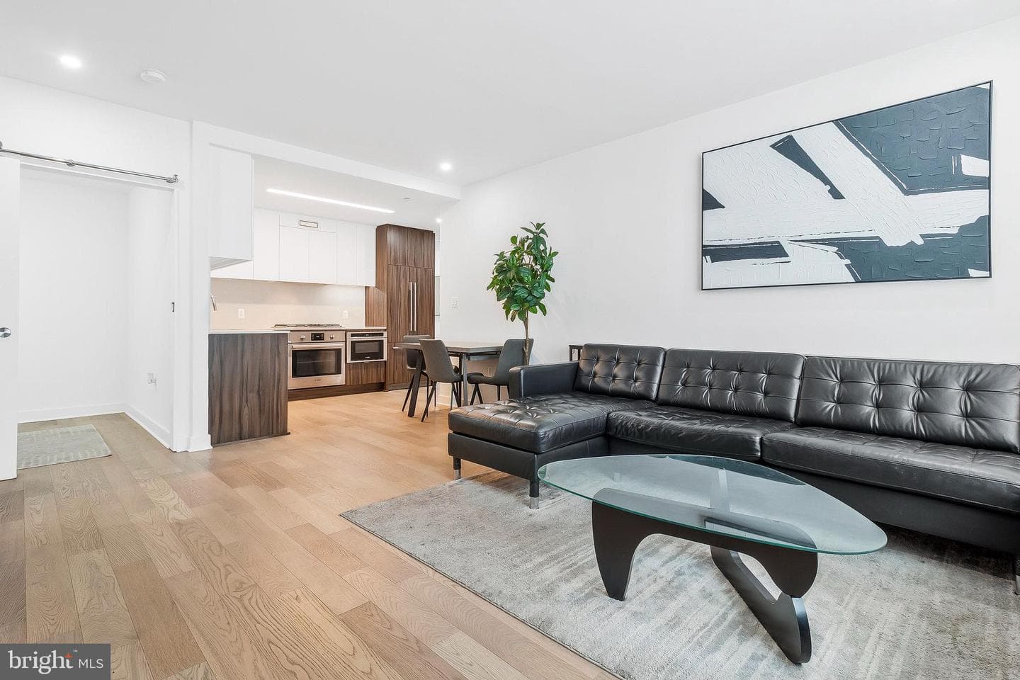 37 L Street SE #101 photo 16