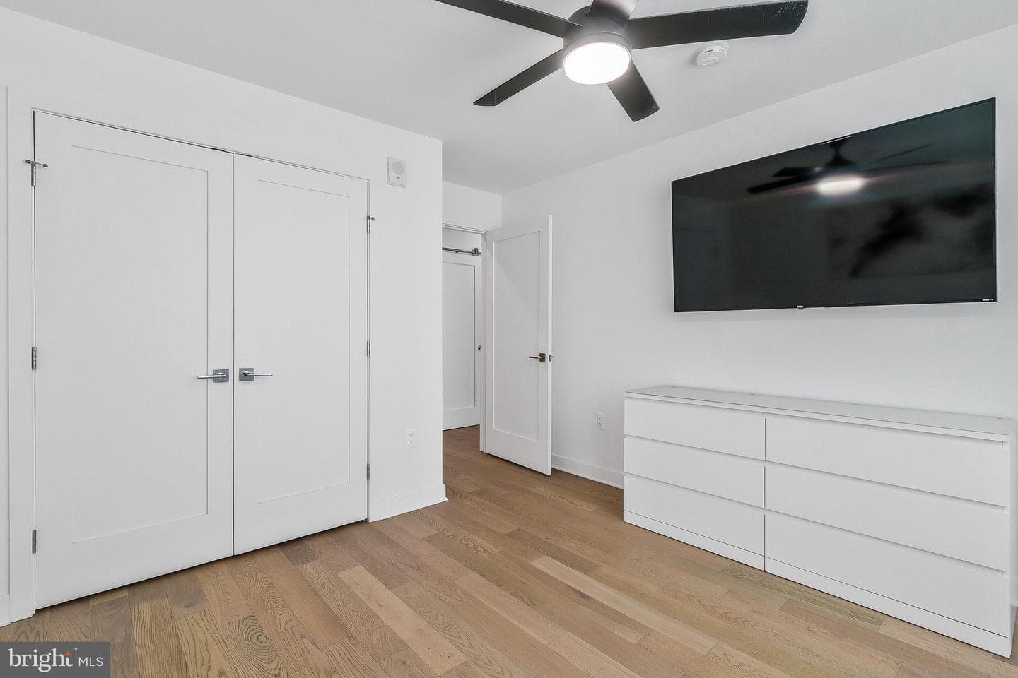 37 L Street SE #101 photo 21