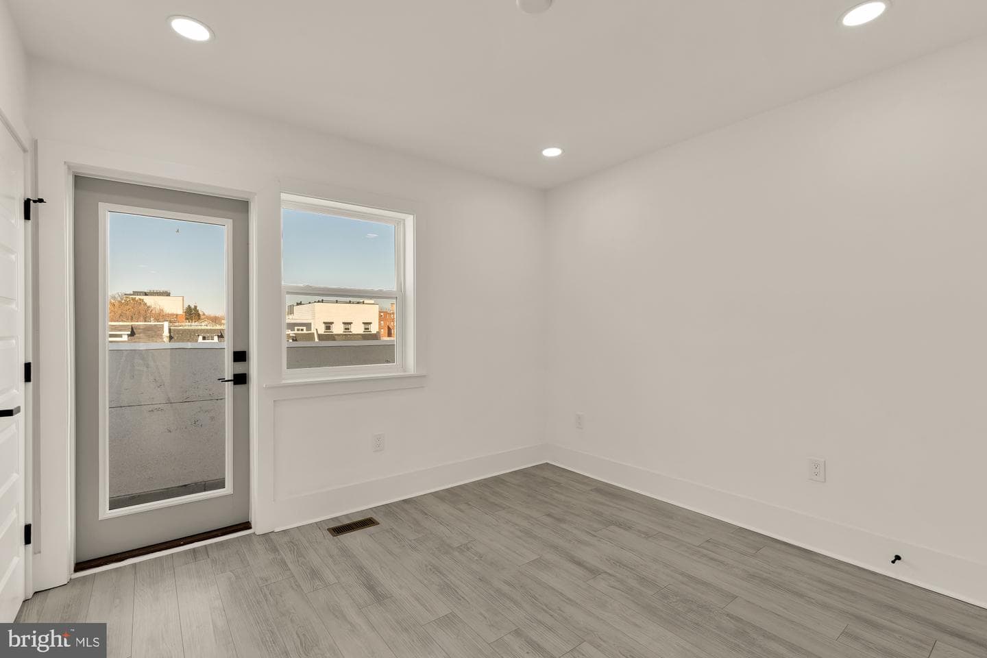 231 S Street NE #2 photo 29