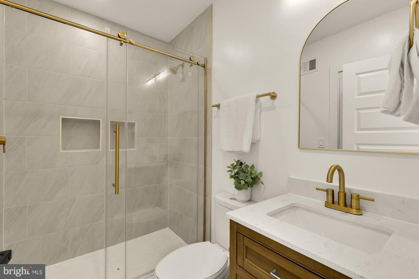 231 S Street NE #2 photo 30