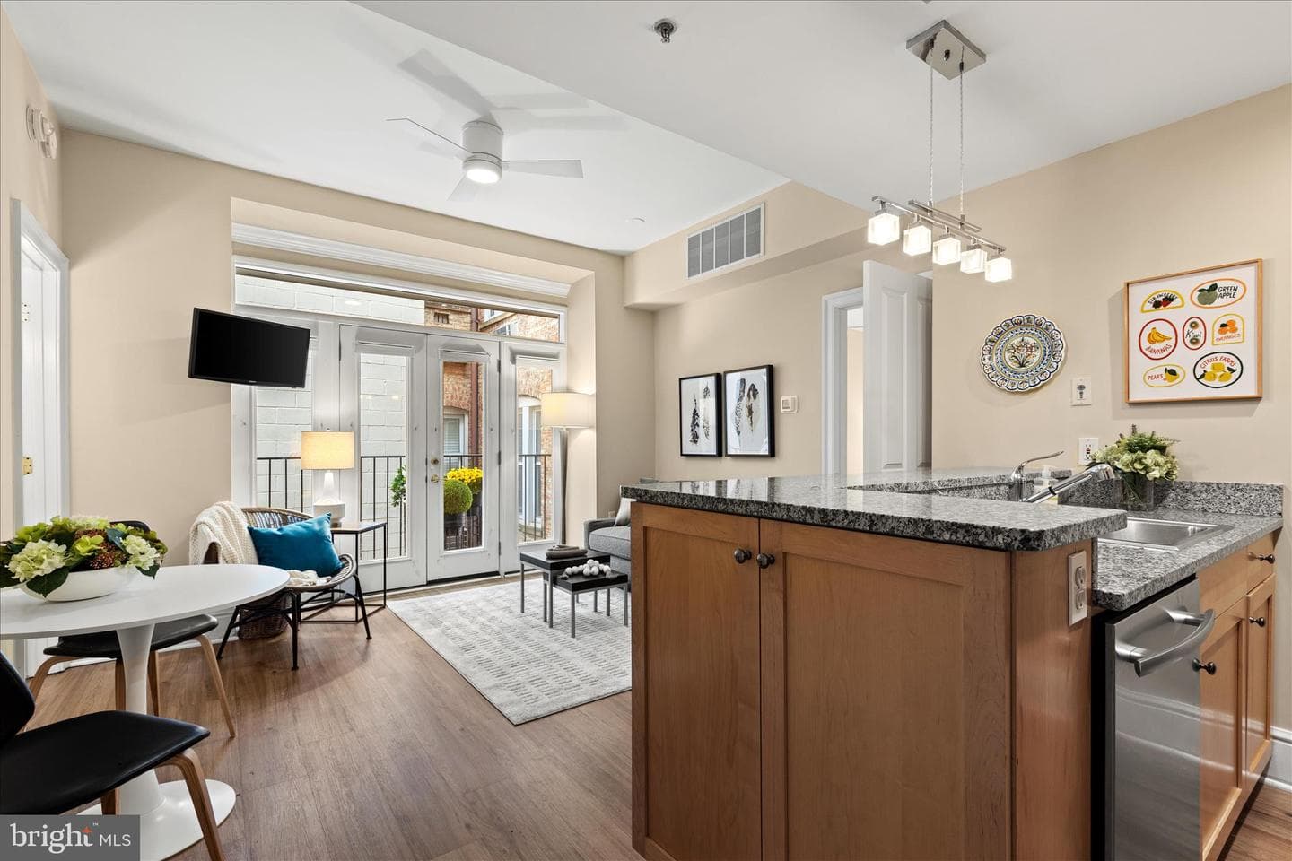 1625 16th Street NW #302 photo 3