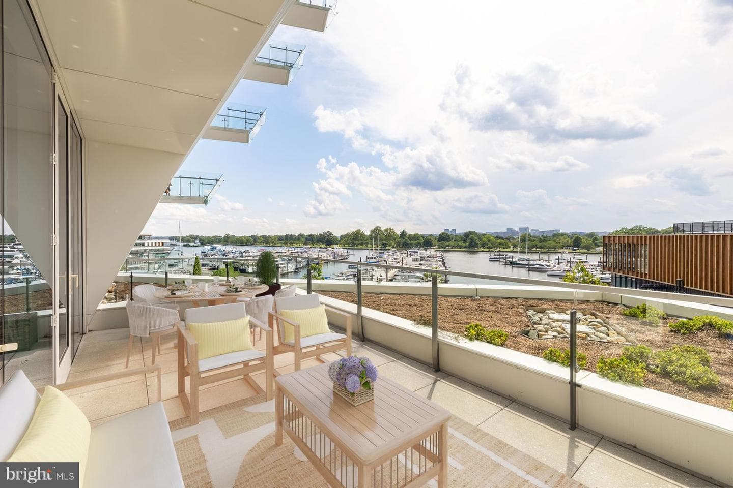 601 Wharf Street SW #301 photo 13