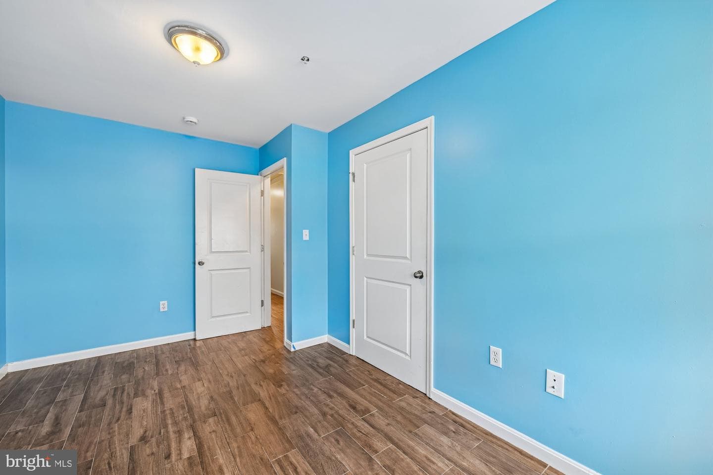 2382 Elvans Road SE photo 38