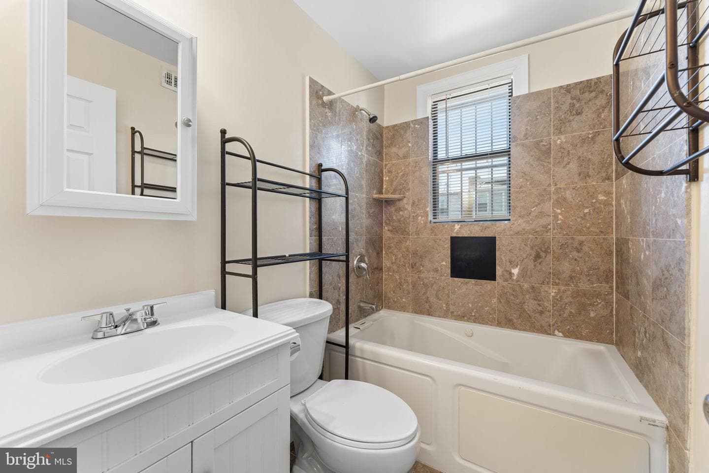 315 Evarts Street NE #t6 photo 13