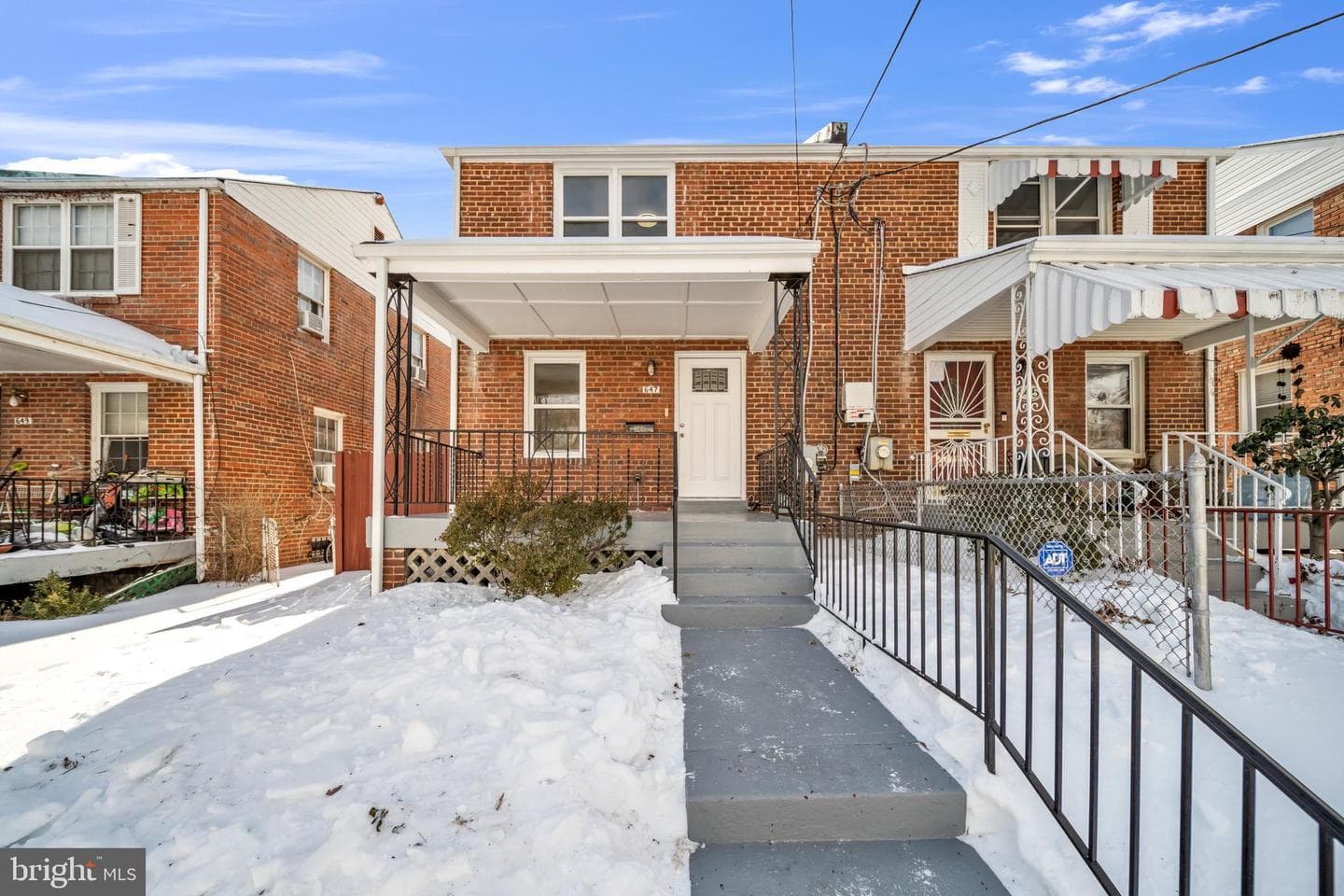 647 Emerson Street NE photo 1