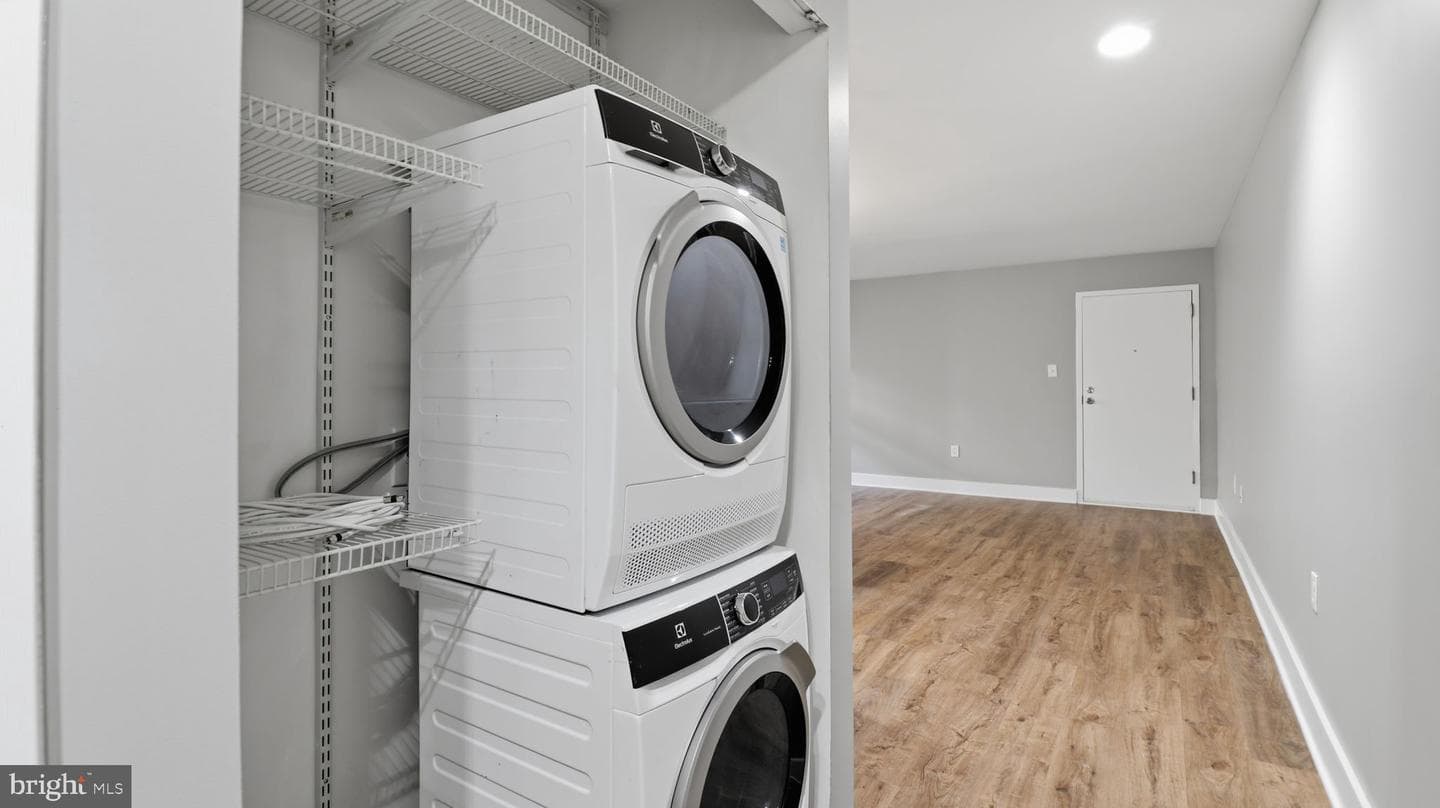 2317 16th Street SE #102 photo 10