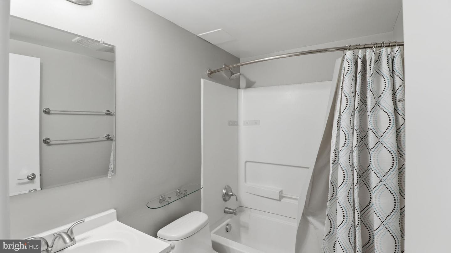 2317 16th Street SE #102 photo 22