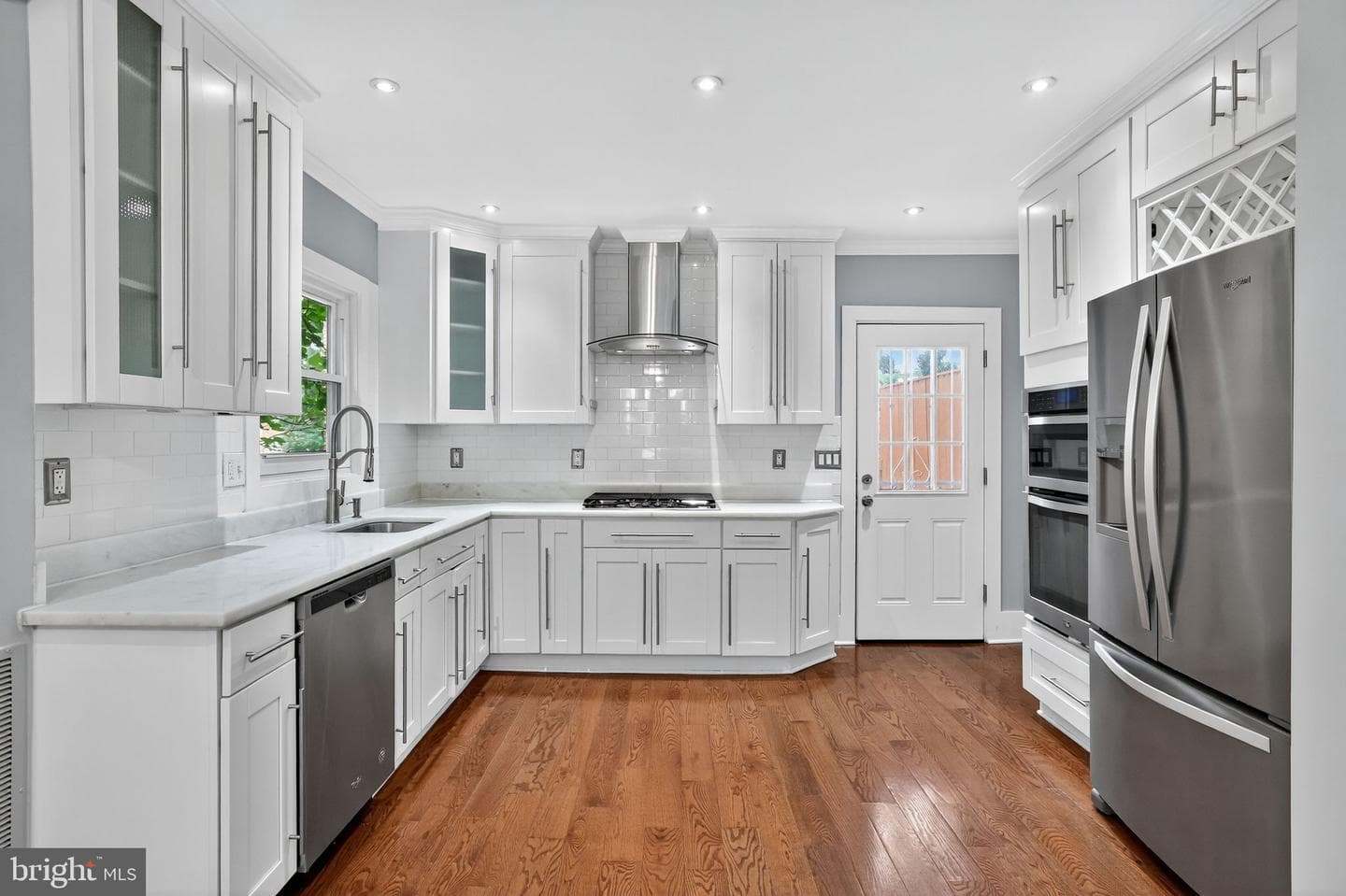 1959 H Street NE photo 12