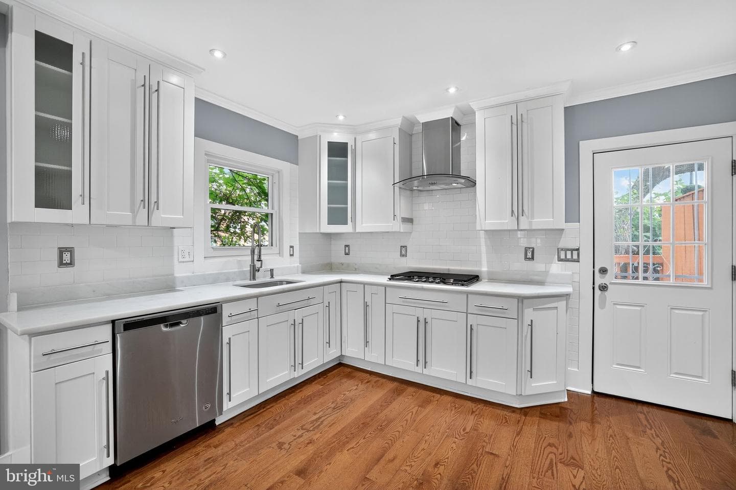 1959 H Street NE photo 14