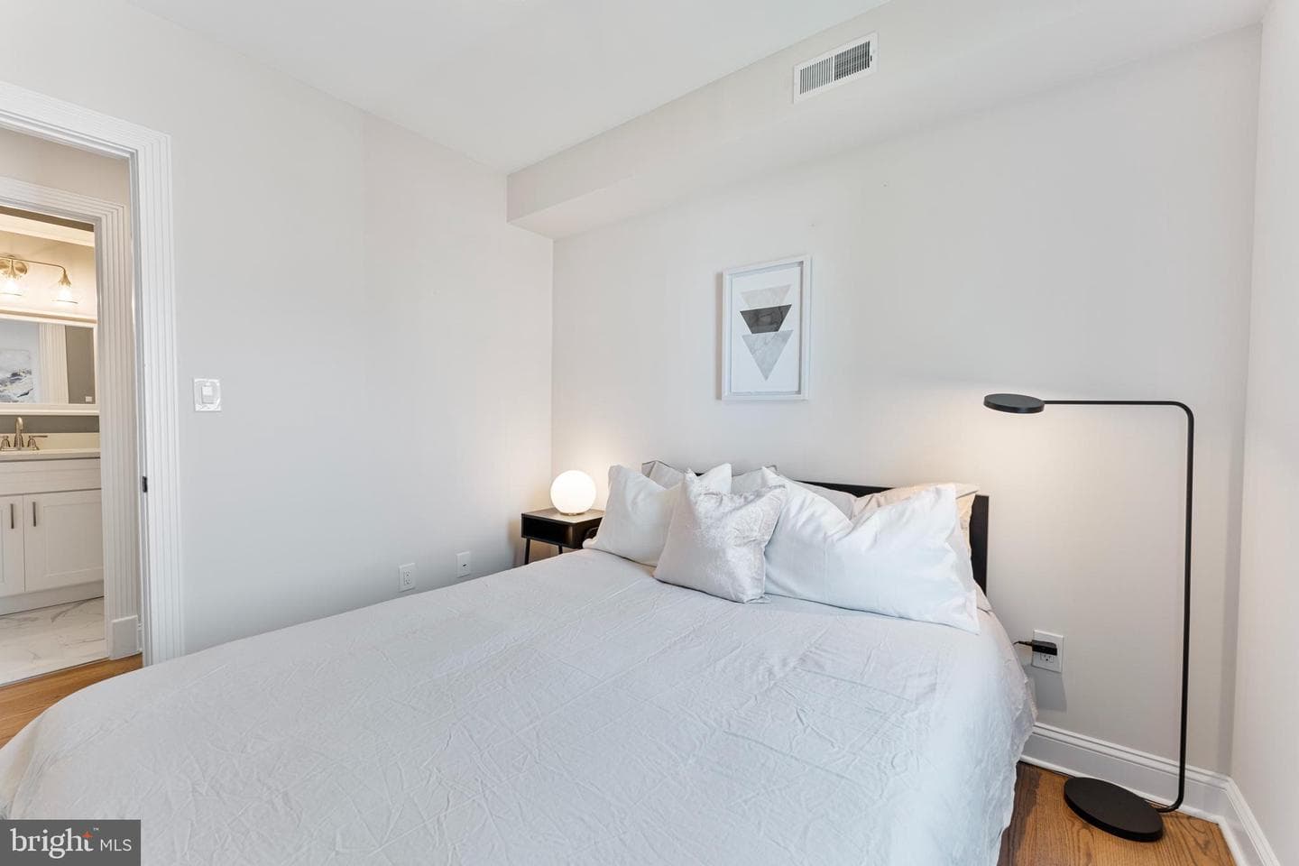 1524 Allison Street NW photo 32