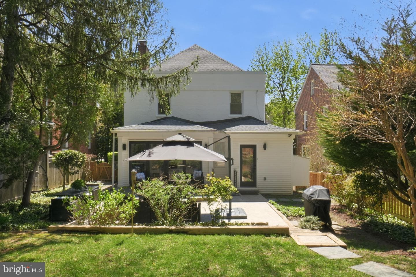 3327 Legation Street NW photo 32