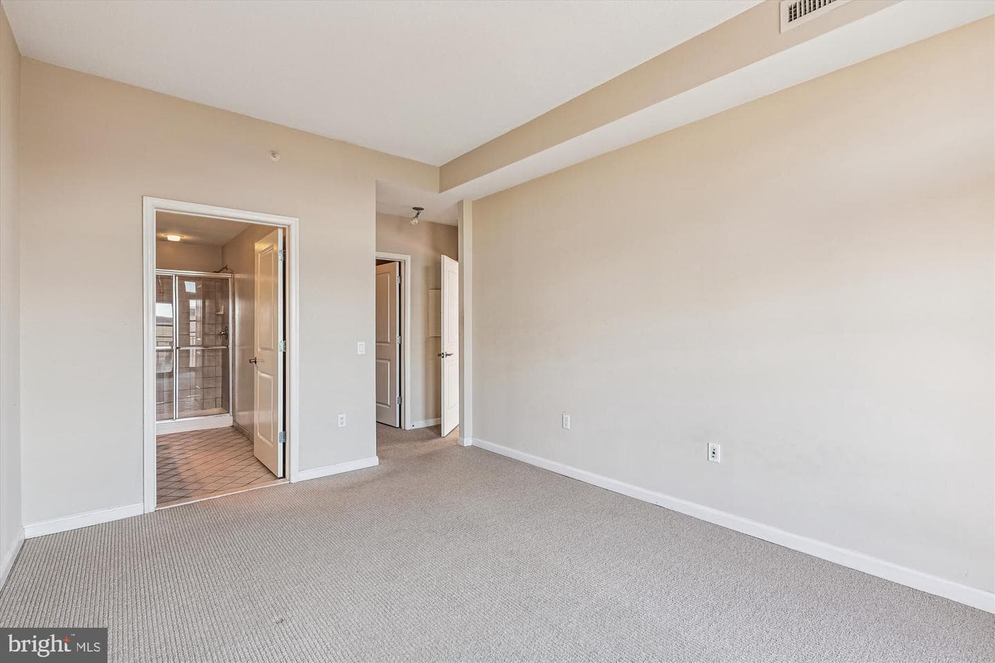 1390 Kenyon Street NW #717 photo 9