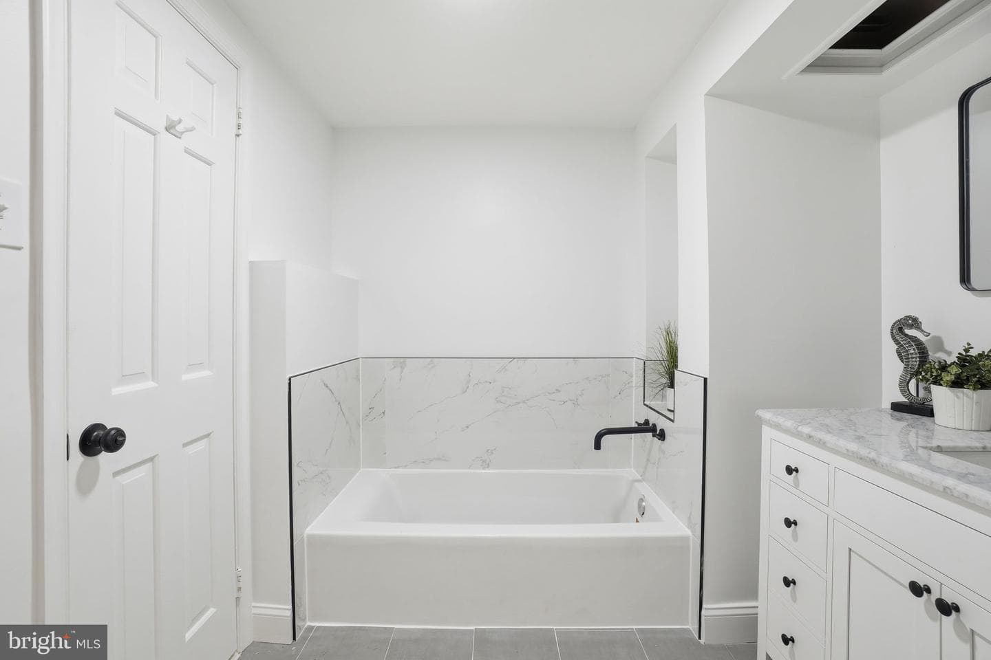 700 New Hampshire Avenue NW #609 photo 13