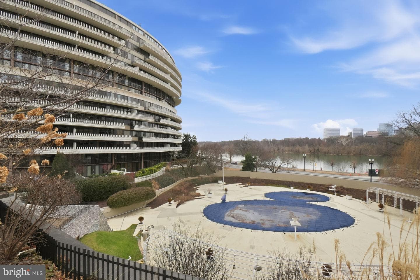 700 New Hampshire Avenue NW #609 photo 26