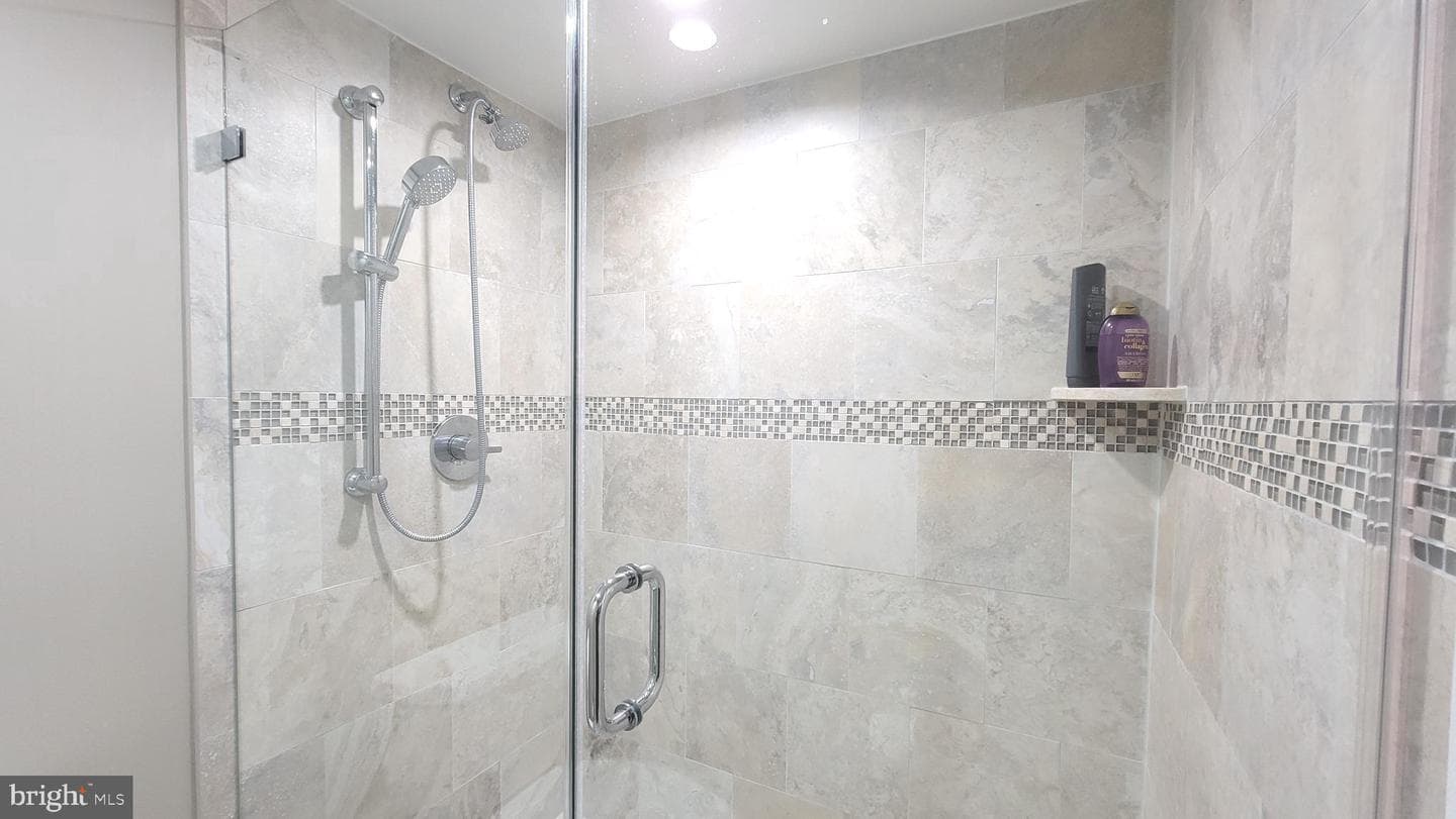 2111 Wisconsin Avenue NW #109 photo 28