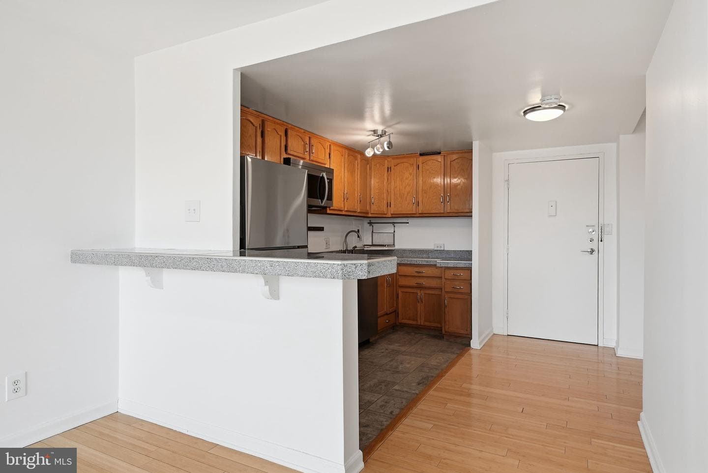 2829 Connecticut Avenue NW #709 photo 4
