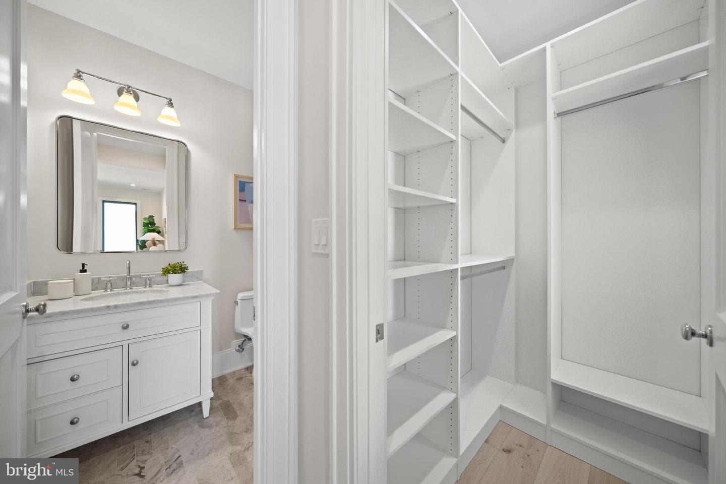 1863 Newton Street NW photo 23