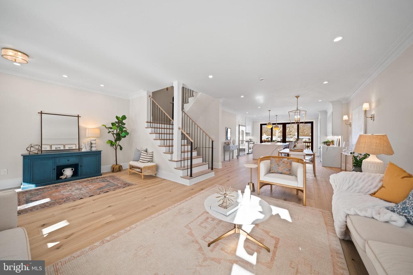 1863 Newton Street NW photo 4