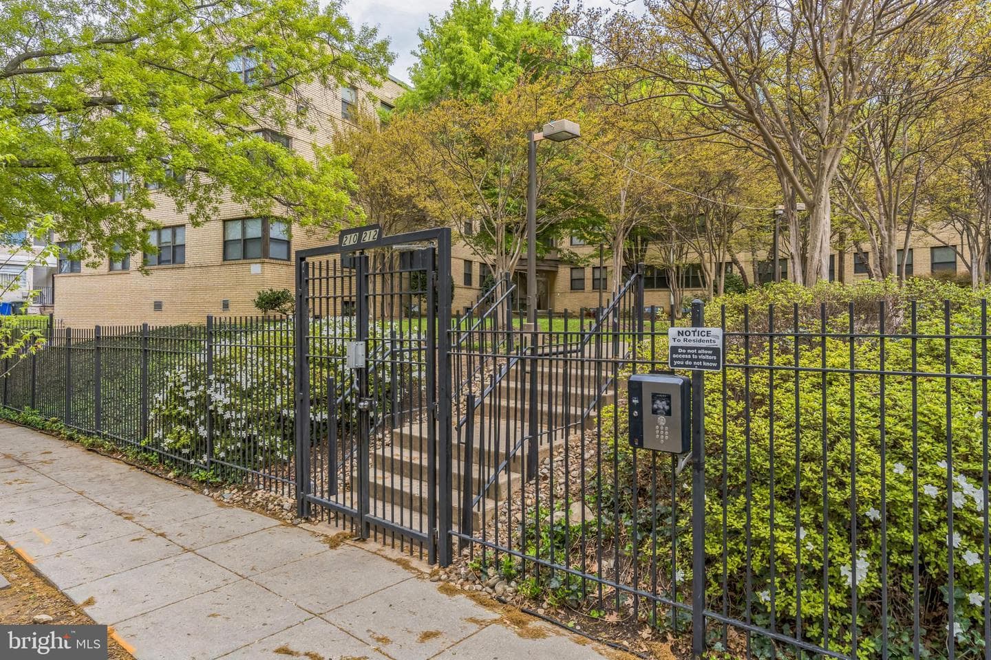 212 Oakwood Street SE #218 photo 25