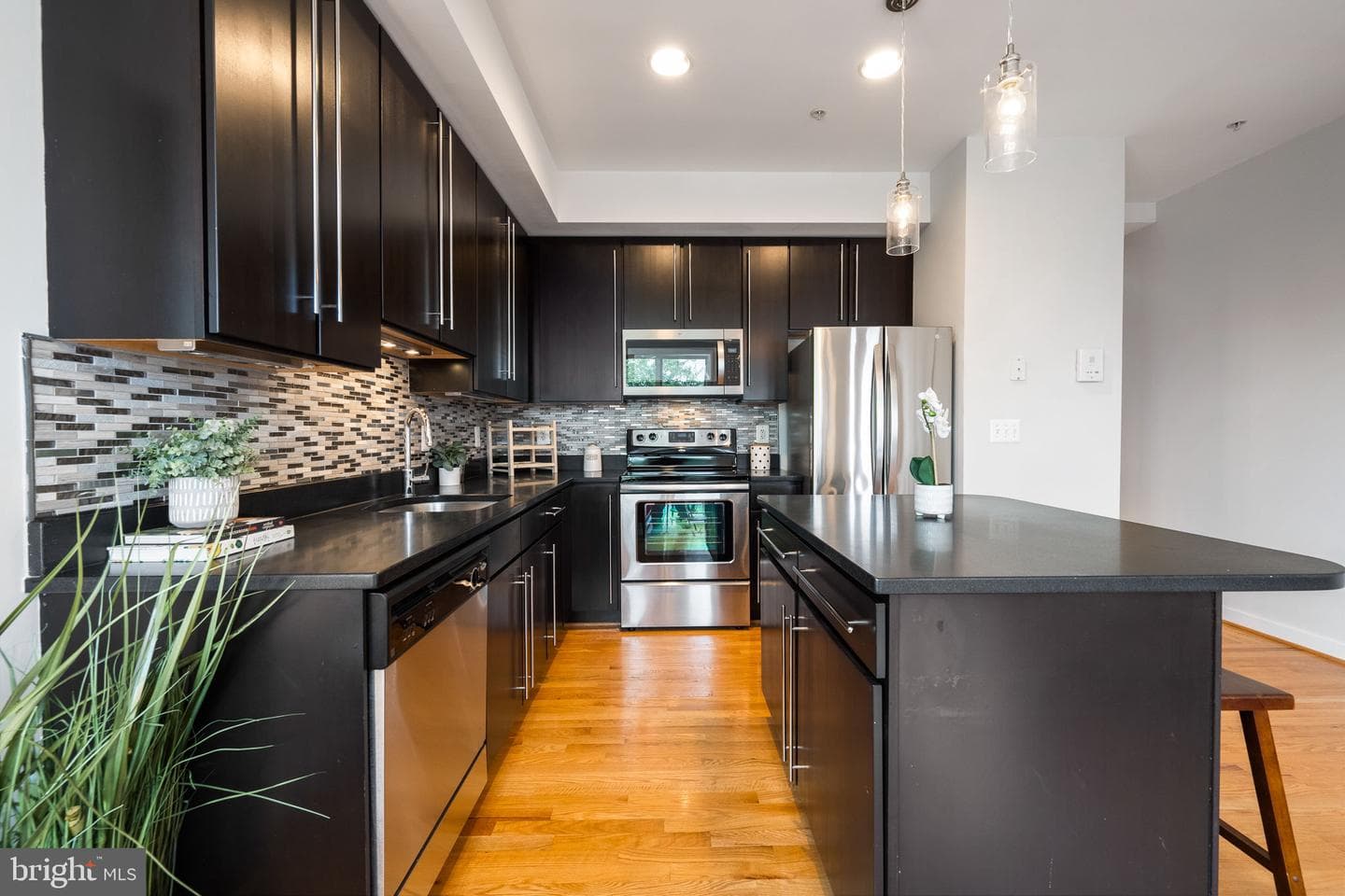 3577 Warder Street NW #102 photo 9