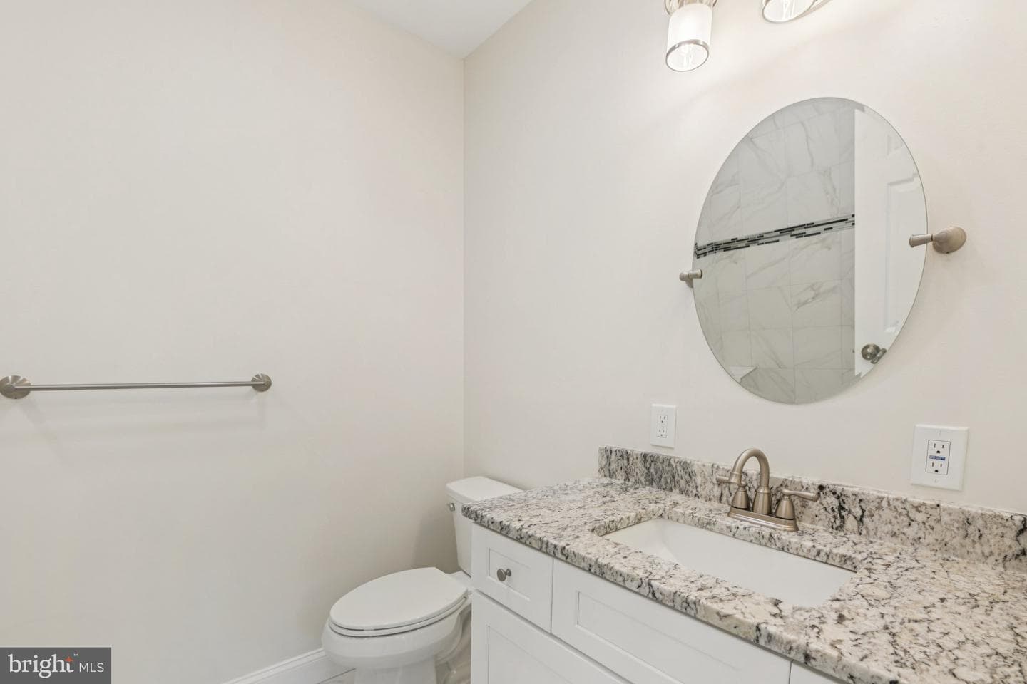 729 Madison Street NW photo 23