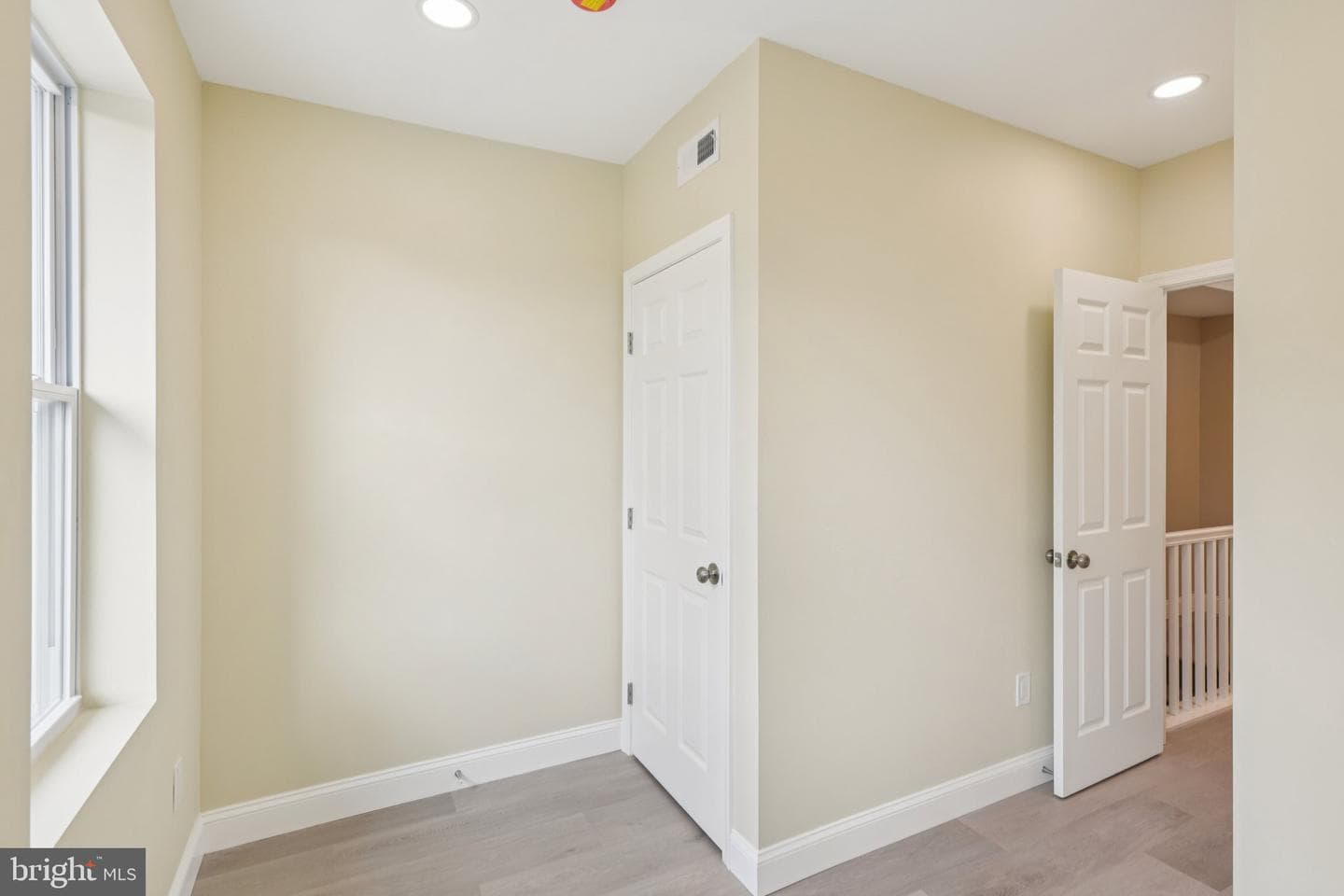 729 Madison Street NW photo 35