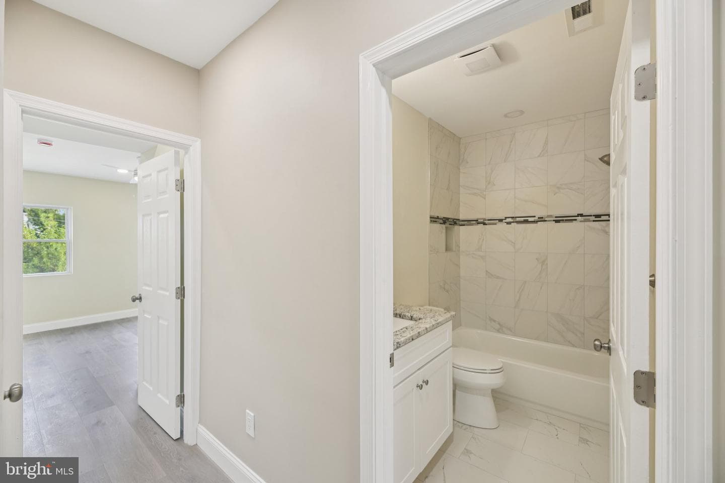 729 Madison Street NW photo 38