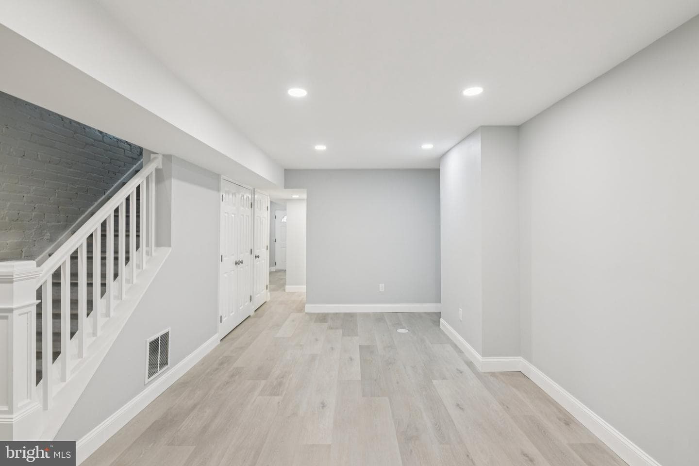 729 Madison Street NW photo 46