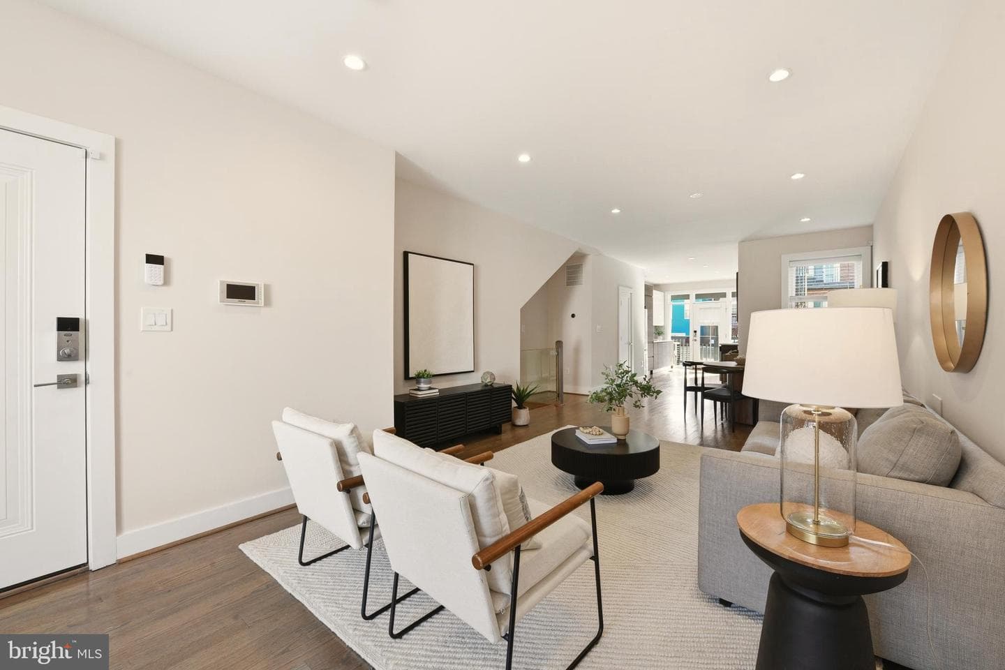 27 Quincy Place NE #1 photo 5