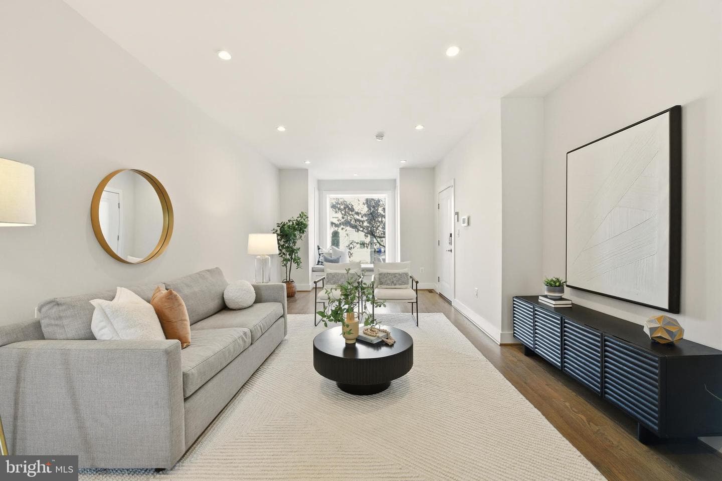 27 Quincy Place NE #1 photo 6