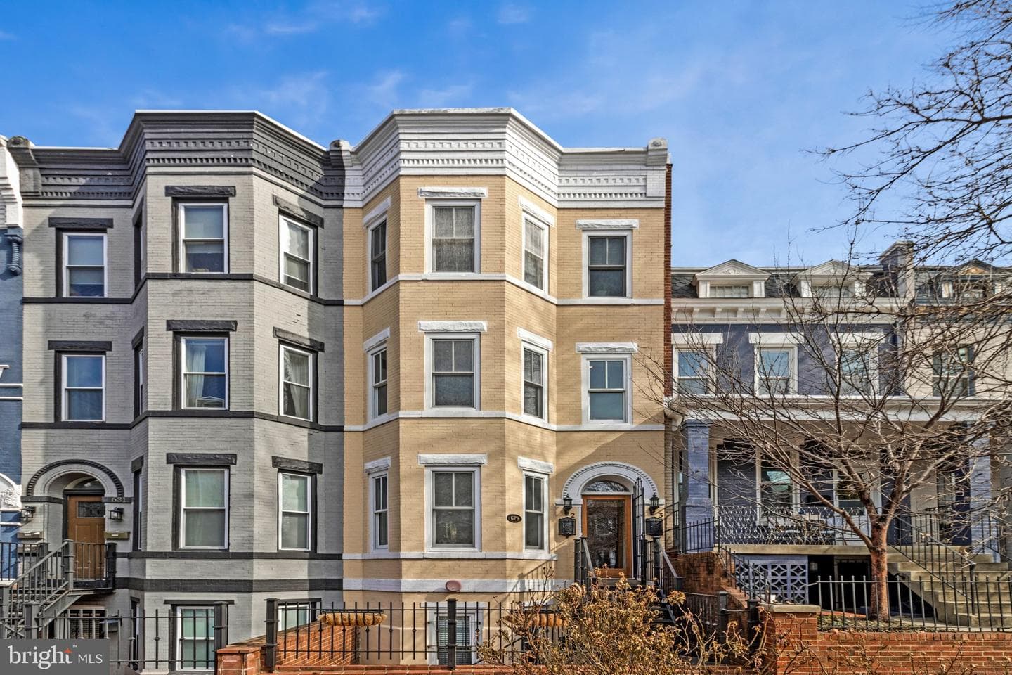 629 4th Street NE #1, Washington