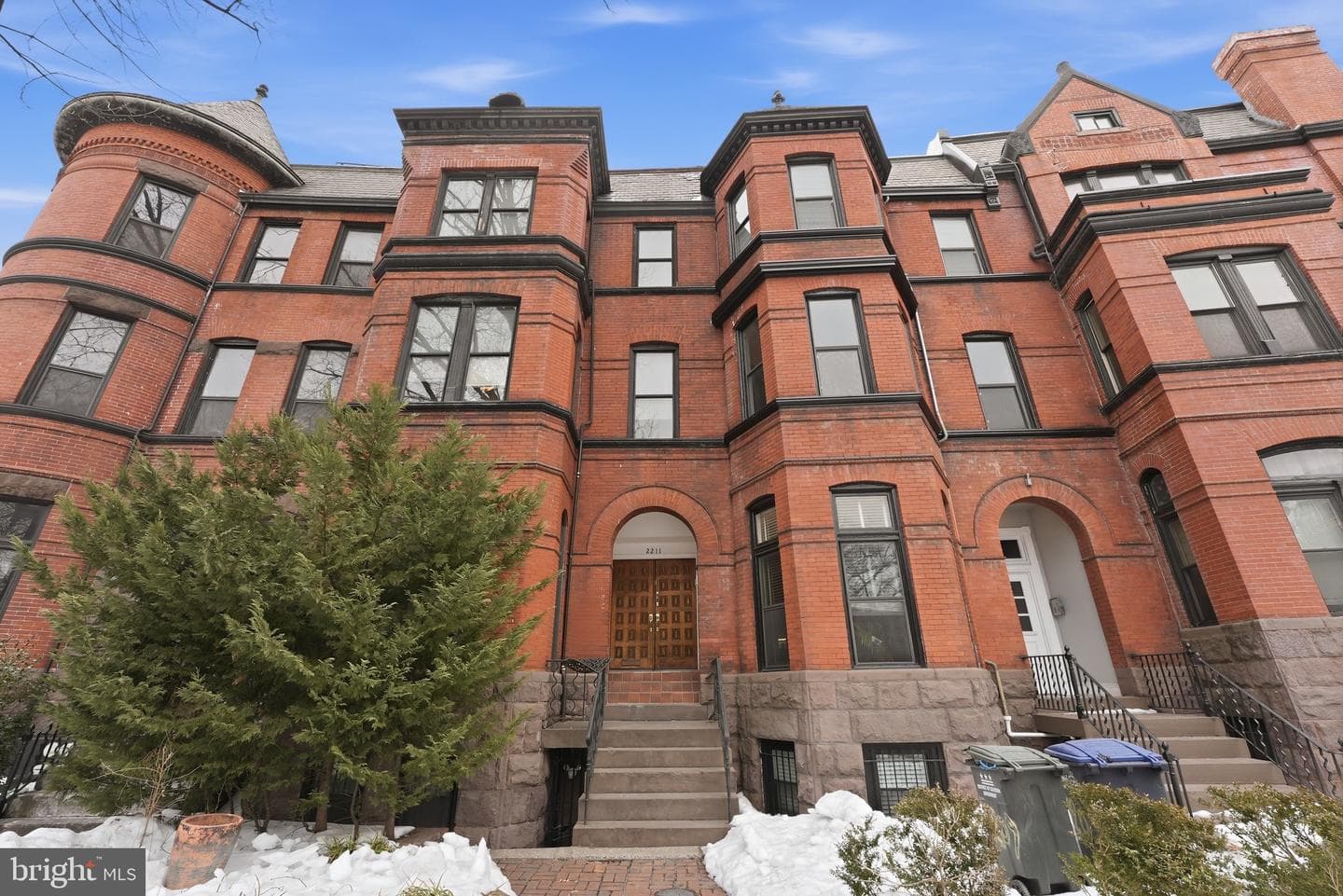 2211 Washington Circle NW photo 4